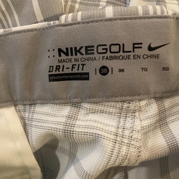 Men's Nike Golf Shorts - Size 38 - Picture 3 of 3